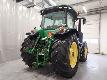Zdjęcie przedmiotu: Сільськогосподарський трактор JOHN DEERE 8320R
