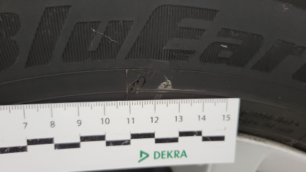 Zdjęcie przedmiotu: BMW 318i GPF Advantage aut