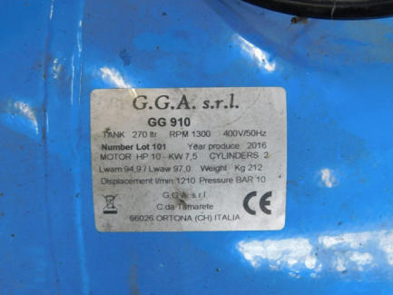 Zdjęcie przedmiotu: A set for spraying and polyurethane injection