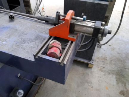 Zdjęcie przedmiotu: Jiangsu Hefeng Mechanical Making Co., Ltd. (China) DW50NC. Hydraulic bending machine