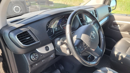 Zdjęcie przedmiotu: Toyota PROACE Verso 2.0 D4-D Long VIP Aut
