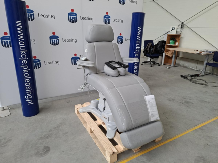 Zdjęcie przedmiotu: LEMI TESERA 4M Medical Chair