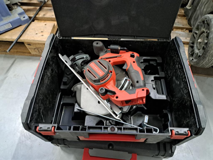 Zdjęcie przedmiotu: Workshop equipment set