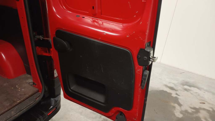 Zdjęcie przedmiotu: Renault Trafic 1.6 dCi E6 3.1t L2H1P2 Pack Clim