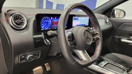 Zdjęcie przedmiotu: Mercedes-benz EQA 300 66.5kWh 4-Matic AMG Line