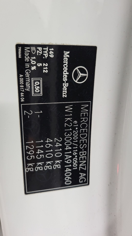 Zdjęcie przedmiotu: Mercedes-Benz E 220 d