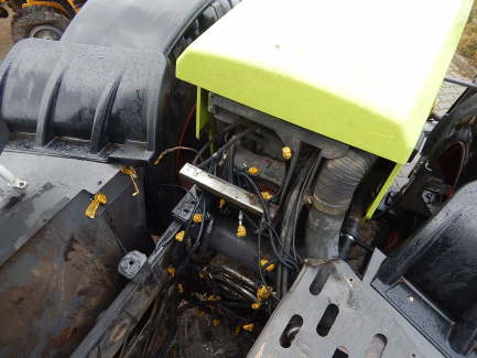 Zdjęcie przedmiotu: Ciągnik rolniczy CLAAS XERION 3800 TRAC VC