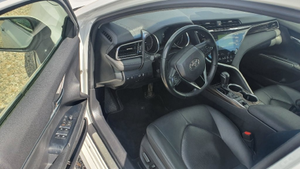 Zdjęcie przedmiotu: Toyota Camry 2.5 Hybrid Executive CVT