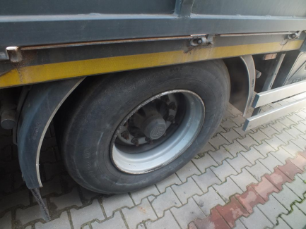 Zdjęcie przedmiotu: Przyczepa z osiami centralnymi KONAR JG6