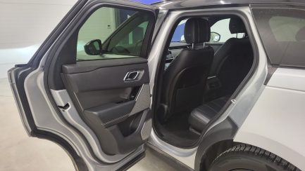 Zdjęcie przedmiotu: Range Rover Velar 2.0 SD4 SE
