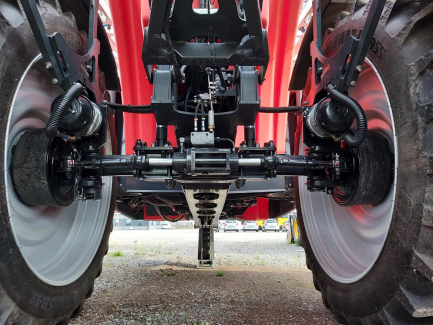 Zdjęcie przedmiotu: Kubota XTS4 trailed field sprayer with HSA 24/7 boom