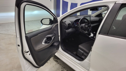 Zdjęcie przedmiotu: Toyota Yaris 1.5 Comfort