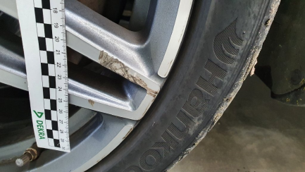 Zdjęcie przedmiotu: Mercedes-benz E220 d 4-Matic 9G-TRONIC