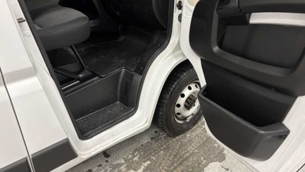 Zdjęcie przedmiotu: Fiat Ducato 33 2.3 M-jet L3H2 E6d 3.3t