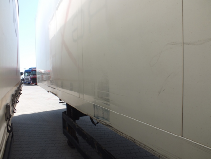 Zdjęcie przedmiotu: SCHMITZ CARGOBULL SK0 24 / L-13.4FP80 / 60 isothermal semi-trailer