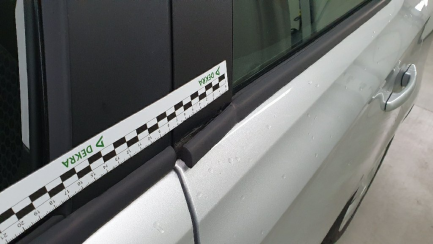 Zdjęcie przedmiotu: Opel CORSA-E Hatchback