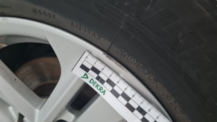 Zdjęcie przedmiotu: Toyota Corolla 1.8 Hybrid Comfort Oświadczenie o utracie DR