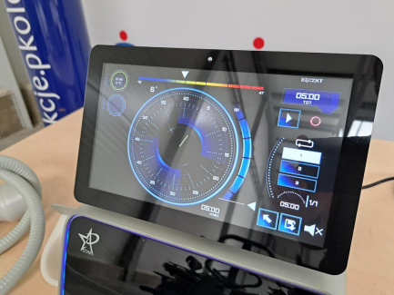 Zdjęcie przedmiotu: A medical device designed to destroy fat cells and increase collagen production in the skin caused by thermal shock caused by low and high temperatures generated by the device - CRYO T-SHOCK 4.0