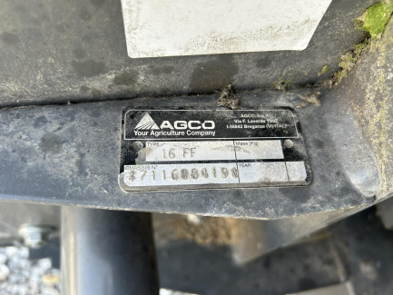 Zdjęcie przedmiotu: Зернова жатка MASSEY FERGUSON FF 480