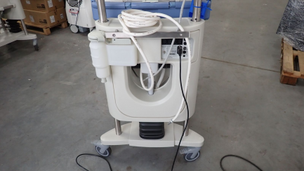 Zdjęcie przedmiotu: Closed incubator for premature babies and sick newborns DRAGER Caleo