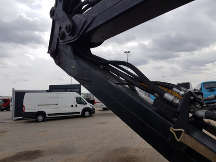 Zdjęcie przedmiotu: Harvester John Deere 770D