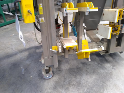 Zdjęcie przedmiotu: Pneumatic press for mounting PMJ-SZ drawers