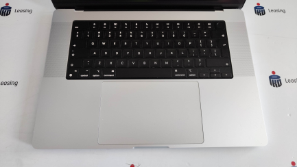 Zdjęcie przedmiotu: Ноутбук Apple MacBook Pro 16'' M1 Pro (10-ядерний процесор)/32 ГБ/512 ГБ SSD/відеокарта M1 Pro (16 ядер) (Сріблястий) Код товару: Z14Y0001K