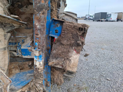 Zdjęcie przedmiotu: Rozrzutnik obornika EUROMILK BUFFALO RX 1250