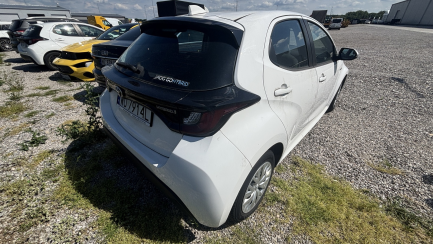 Zdjęcie przedmiotu: Yaris Toyota Hybrid Comfort e-CVT Declaration of loss of registration certificate