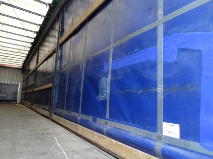 Zdjęcie przedmiotu: KRONE SD curtain semi-trailer