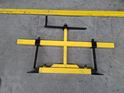 Zdjęcie przedmiotu: System do wulkanizacji opon Monaflex TRRS D umożliwia wykonywanie napraw na gorąco powierzchni bocznej, barku oraz bieżnika opony