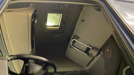 Zdjęcie przedmiotu: SCANIA R450 SCR E6 19.0t LA 4x2 HNA Topline