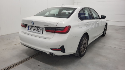 Zdjęcie przedmiotu: BMW 320e Sport Line aut