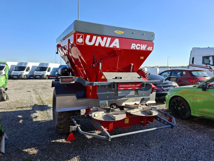 Zdjęcie przedmiotu: UNIA RCW 45 fertilizer spreader