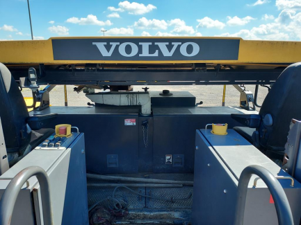 Zdjęcie przedmiotu: VOLVO P6820C asphalt paver