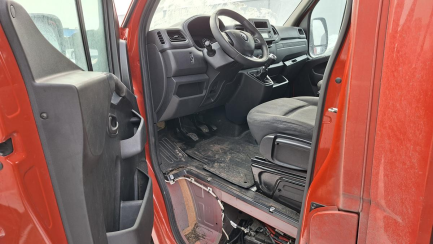 Zdjęcie przedmiotu: RENAULT/PLANDEX MASTER/Z FWD 2.3 dCi E6 3.5t L3H1 Pack Clim S&S+E