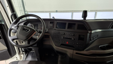 Zdjęcie przedmiotu: MAN TGX 18.520 LL-SA(GX) E6e 18.0t