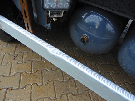 Zdjęcie przedmiotu: AUCTION OF THE DAY Volvo FH 16 700 6x4 Globetrotter Euro 5 with BERGS FOGEN timber body with JONSERED 1080 crane