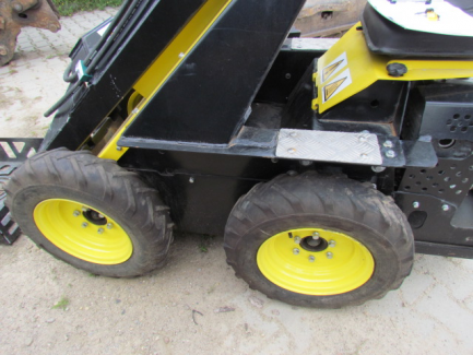 Zdjęcie przedmiotu: TUR N500 mini loader