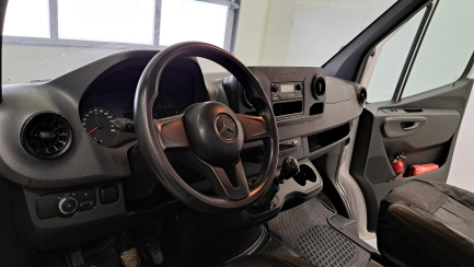 Zdjęcie przedmiotu: MERCEDES-BENZ/IGLOPOL SPRINTER E6 3.5t