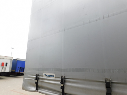 Zdjęcie przedmiotu: KRONE SD Curtain semitrailer