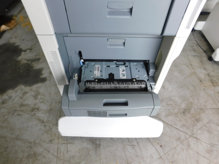 Zdjęcie przedmiotu: Hewlett-Packard (HP) LaserJet M5035 MFP laser multifunction printer