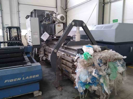 Zdjęcie przedmiotu: Automatic HSM VK 5012 channel baler