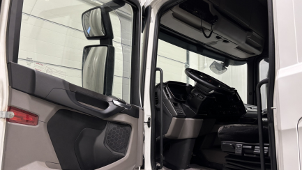 Zdjęcie przedmiotu: SCANIA R450 E6 20.1t LA 4x2 EB