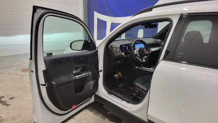 Zdjęcie przedmiotu: Mercedes-benz GLB 200 d 4-Matic AMG Line 8G-DCT