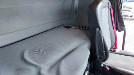 Zdjęcie przedmiotu: Renault T 460 E6 18.0t 4x2 X-LOW Night & Day