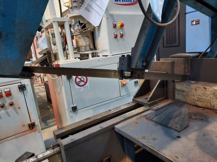 Zdjęcie przedmiotu: MIT 400 band saw (MIT-1-03)