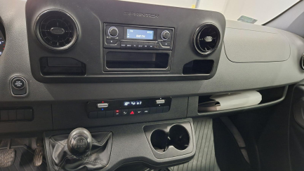 Zdjęcie przedmiotu: MERCEDES-BENZ/IGLOPOL SPRINTER E6 3.5t