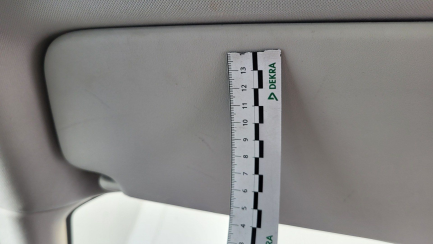 Zdjęcie przedmiotu: LAND ROVER Discovery Sport 2.0 D200 mHEV S aut