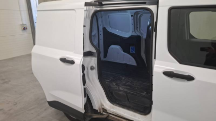Zdjęcie przedmiotu: Ford Transit Courier 1.5 EcoBlue E6d 2.2t Trend